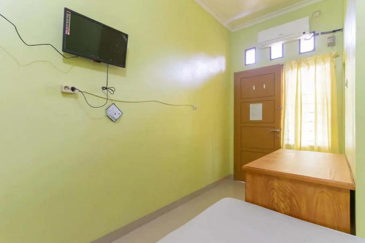 Hotel Kostawira Syariah Bintaro Mitra Reddoorz Mencil Exteriér fotografie